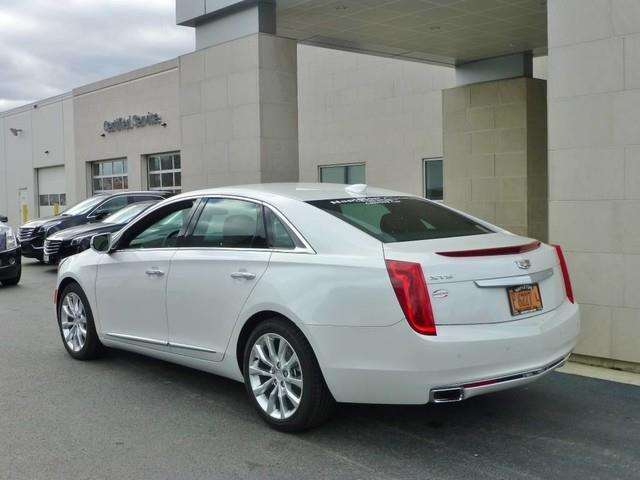 2017 Cadillac XTS Luxury 4dr Sedan
